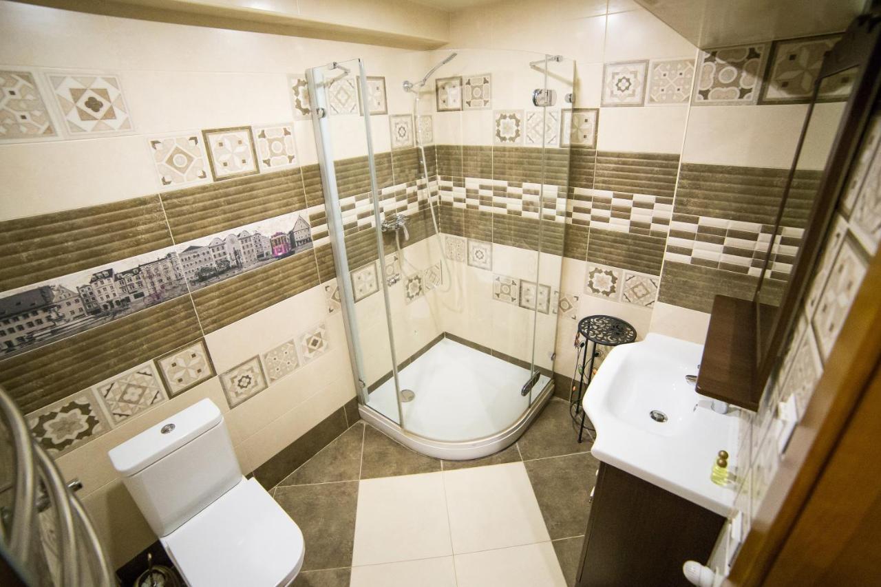 Apart Hotel On Rynok Square Lwów Zewnętrze zdjęcie
