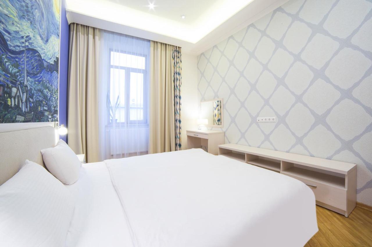 Apart Hotel On Rynok Square Lwów Zewnętrze zdjęcie