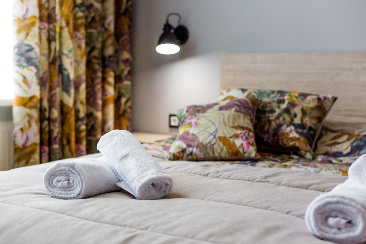 Apart Hotel On Rynok Square Lwów Zewnętrze zdjęcie