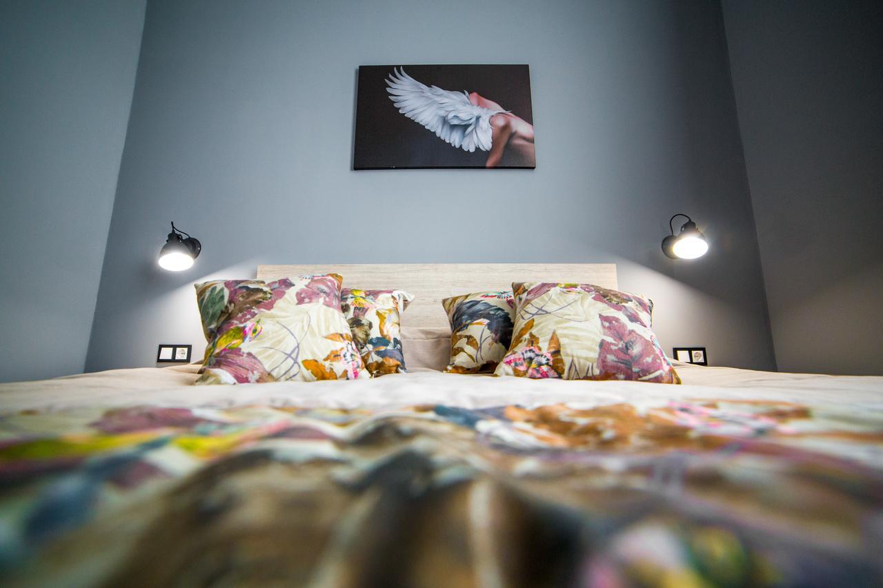 Apart Hotel On Rynok Square Lwów Zewnętrze zdjęcie