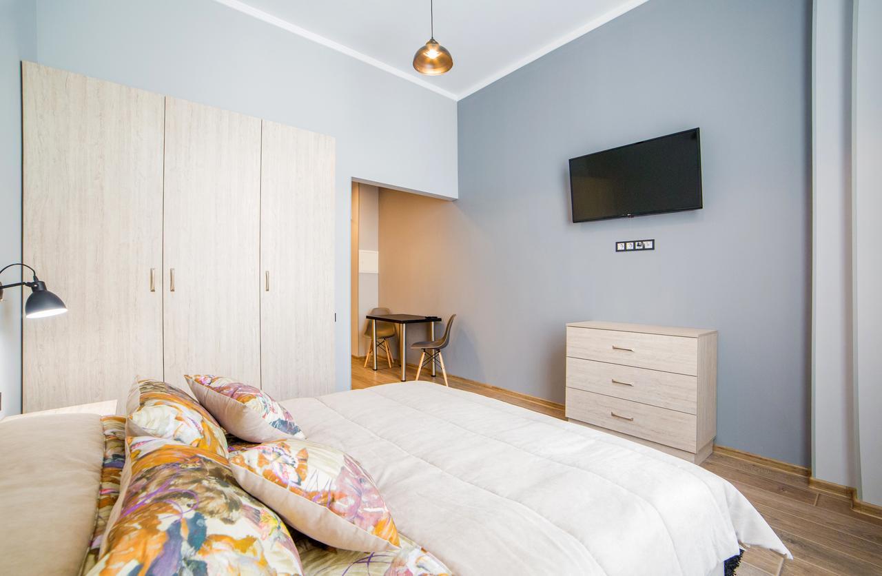 Apart Hotel On Rynok Square Lwów Zewnętrze zdjęcie