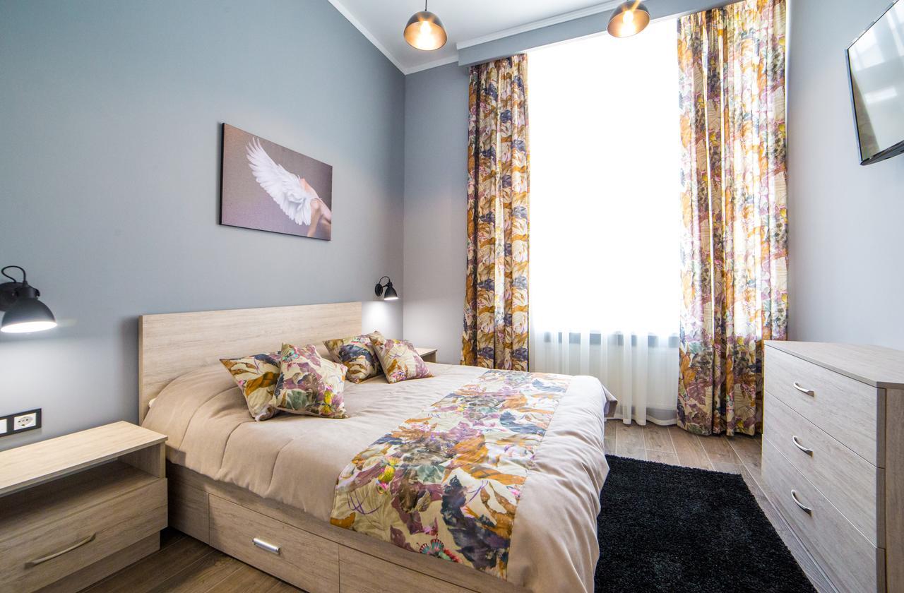 Apart Hotel On Rynok Square Lwów Zewnętrze zdjęcie